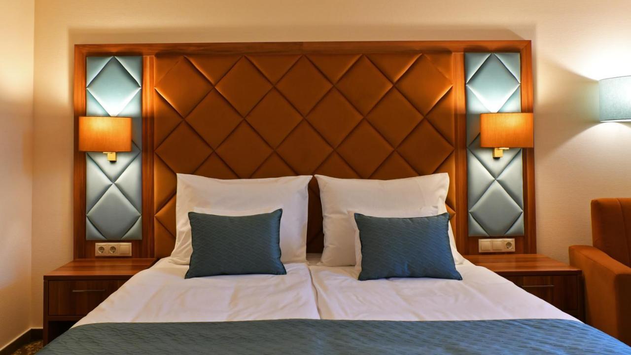 Wellness Hotel Gyula Ngoại thất bức ảnh