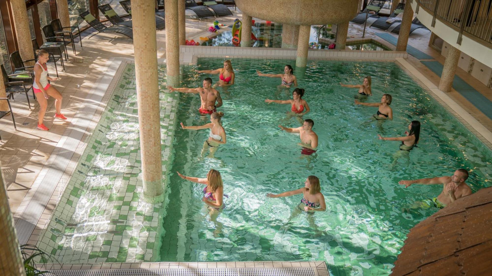 Wellness Hotel Gyula Ngoại thất bức ảnh