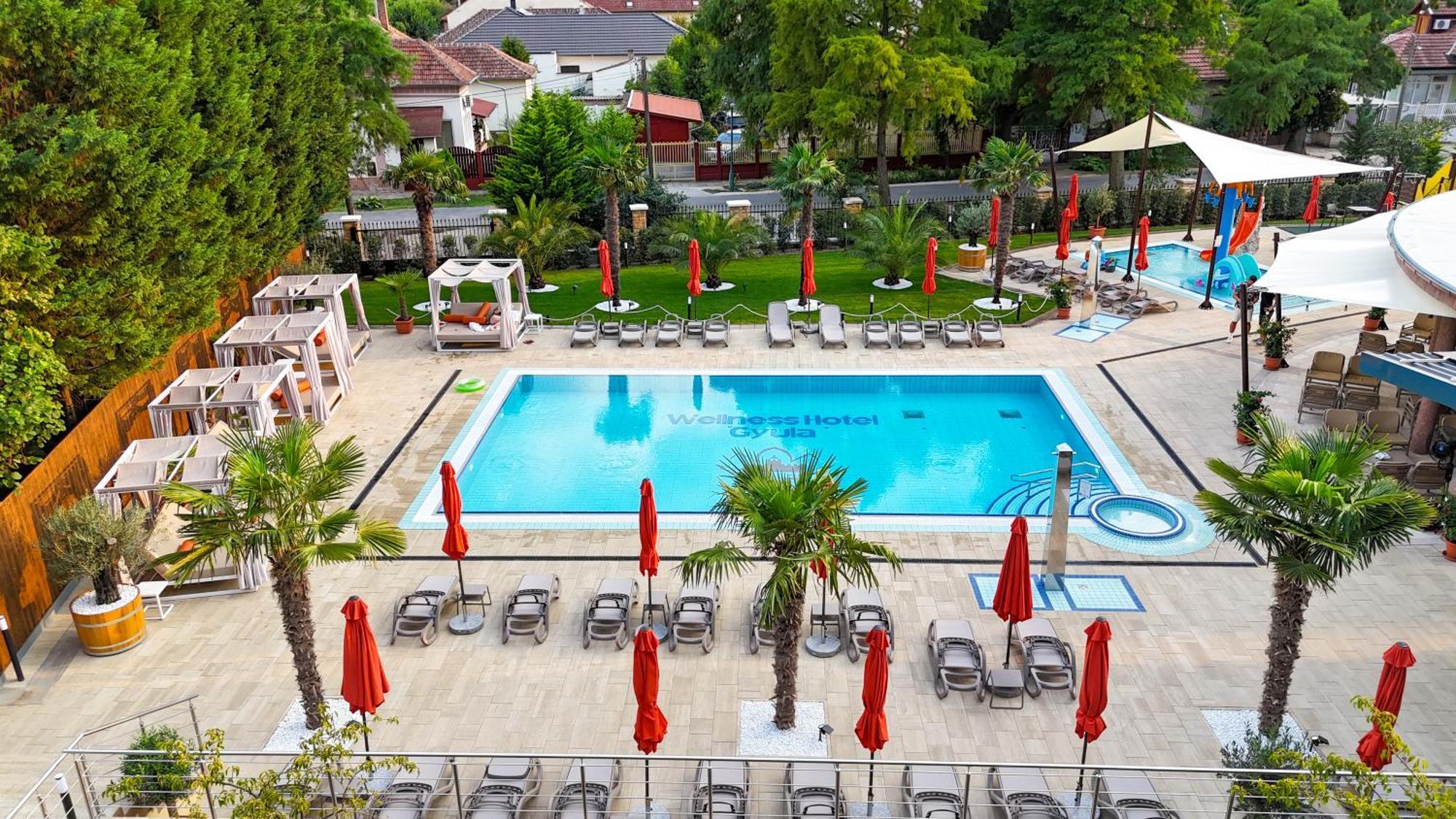 Wellness Hotel Gyula Ngoại thất bức ảnh